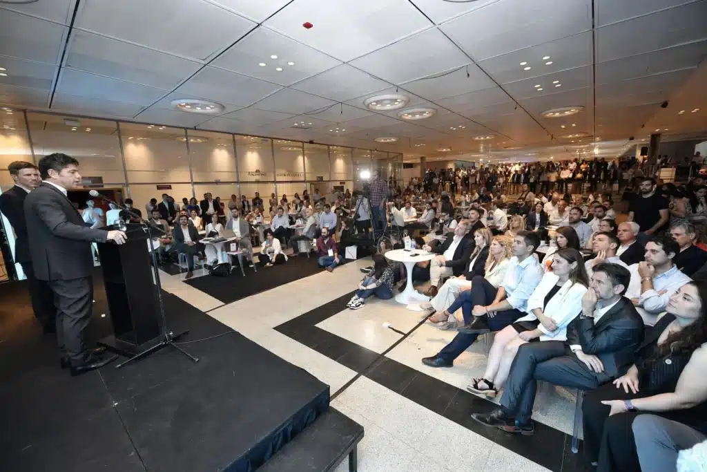 Kicillof: “Estos espacios buscan contribuir con el desarrollo productivo…