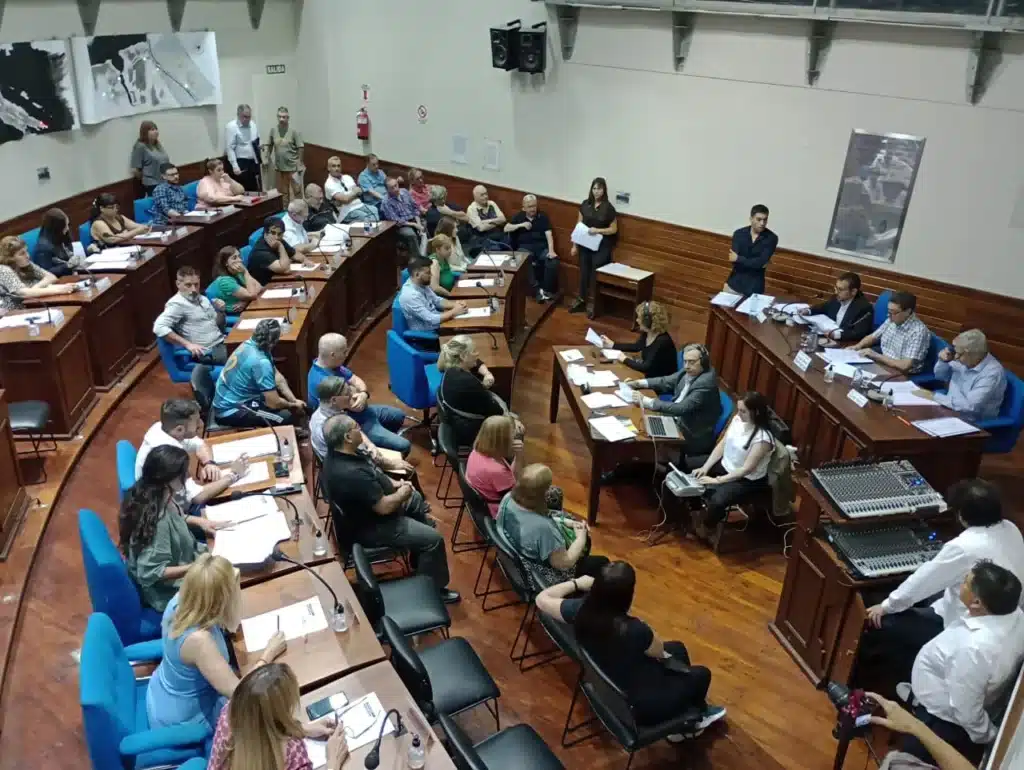 Avellaneda: Concejo Deliberante aprueba presupuesto con aumento de tasas del…