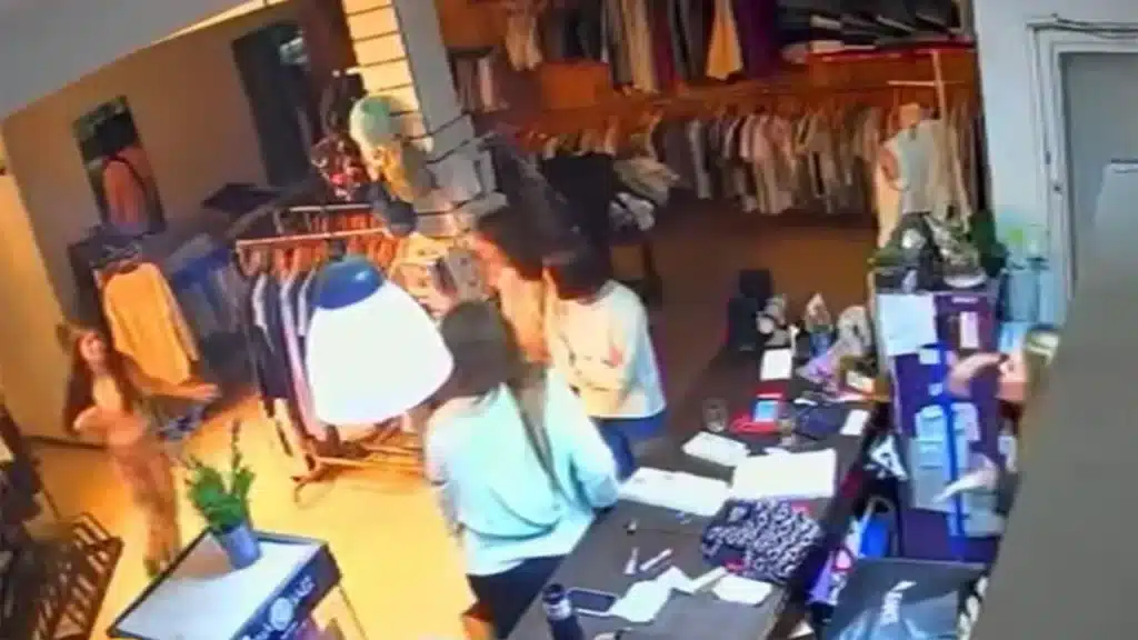 Ataque a tiros en Llavallol deja a familia en estado de terror — Imagen 1