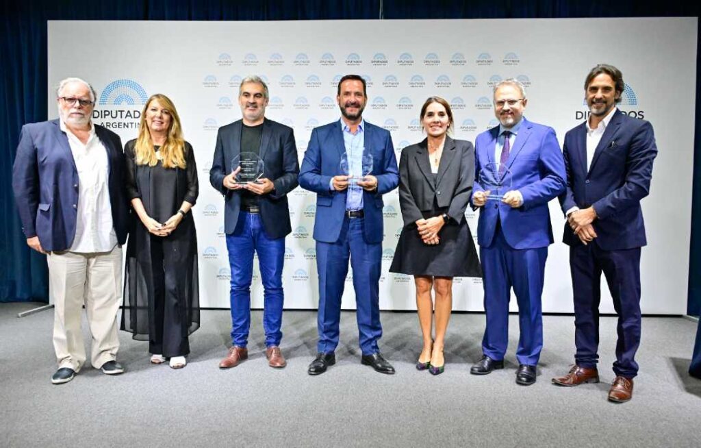 Reconocimiento a la estrategia de innovación de Escobar — Imagen 1