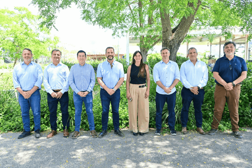 Proyectos de IA, seguridad y transporte, los ejes del encuentro de intendentes…