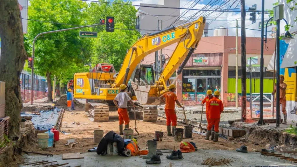 Renovación de la Av. Perón entre 9 de Julio y Quintana — Imagen 1