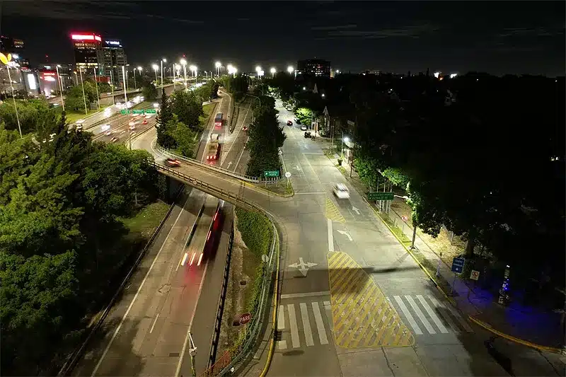 Vicente López instala más de 450 luminarias Led en Panamericana y General —…