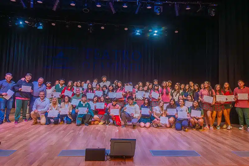 Cientos de estudiantes de San Fernando finalizaron sus pasantías educativas…