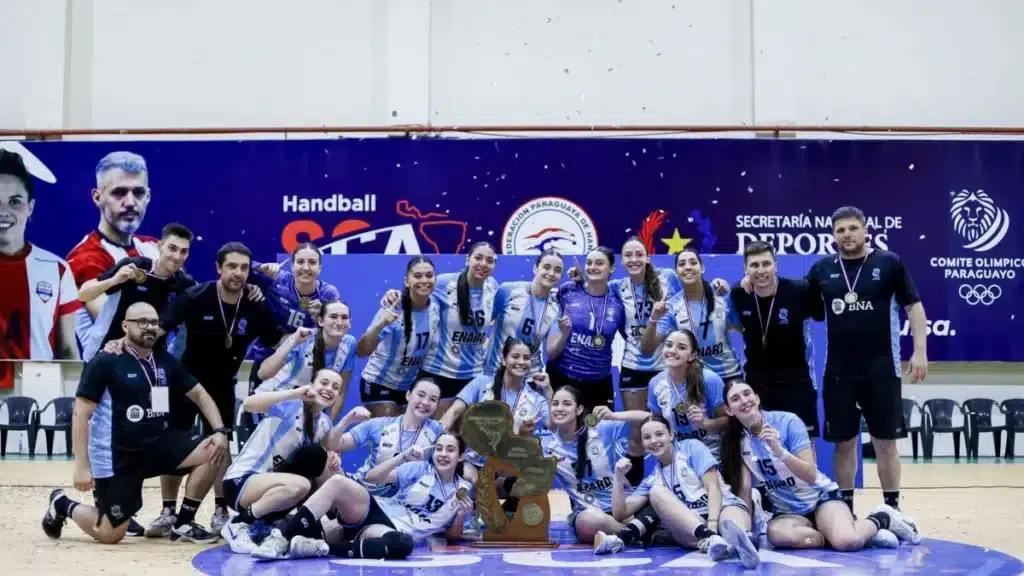 Alma Tojo lidera a la Selección Argentina juvenil de handball a su primera —…