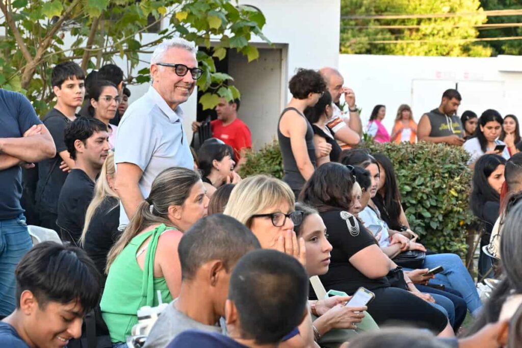 Julio Zamora: “Tenemos 19 polideportivos en el Municipio de Tigre que…