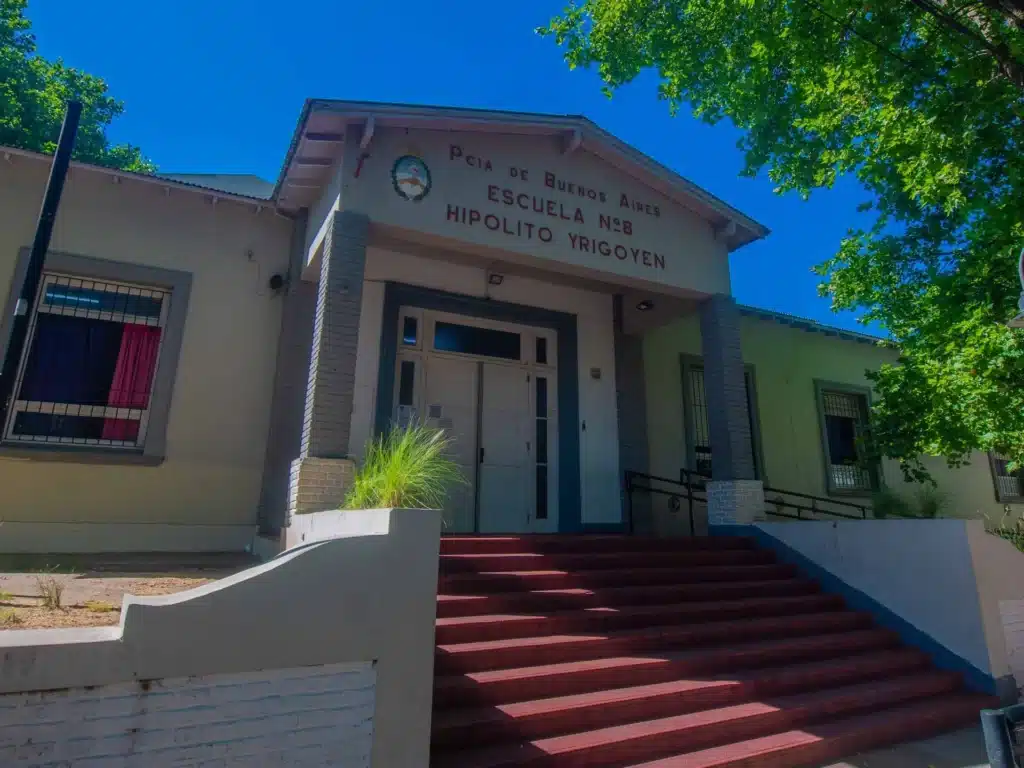 Obras en siete escuelas de San Fernando durante verano” (94 caracteres)…