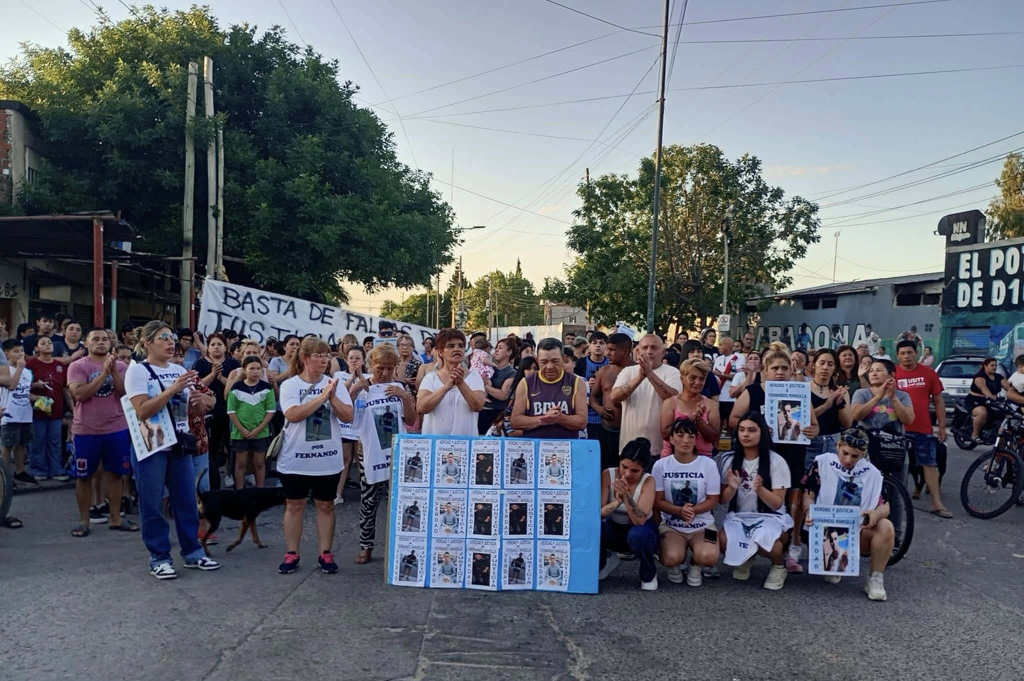 Falsa Denuncia en Fiorito: Familiares y Vecinos Reclaman Libertad para el…