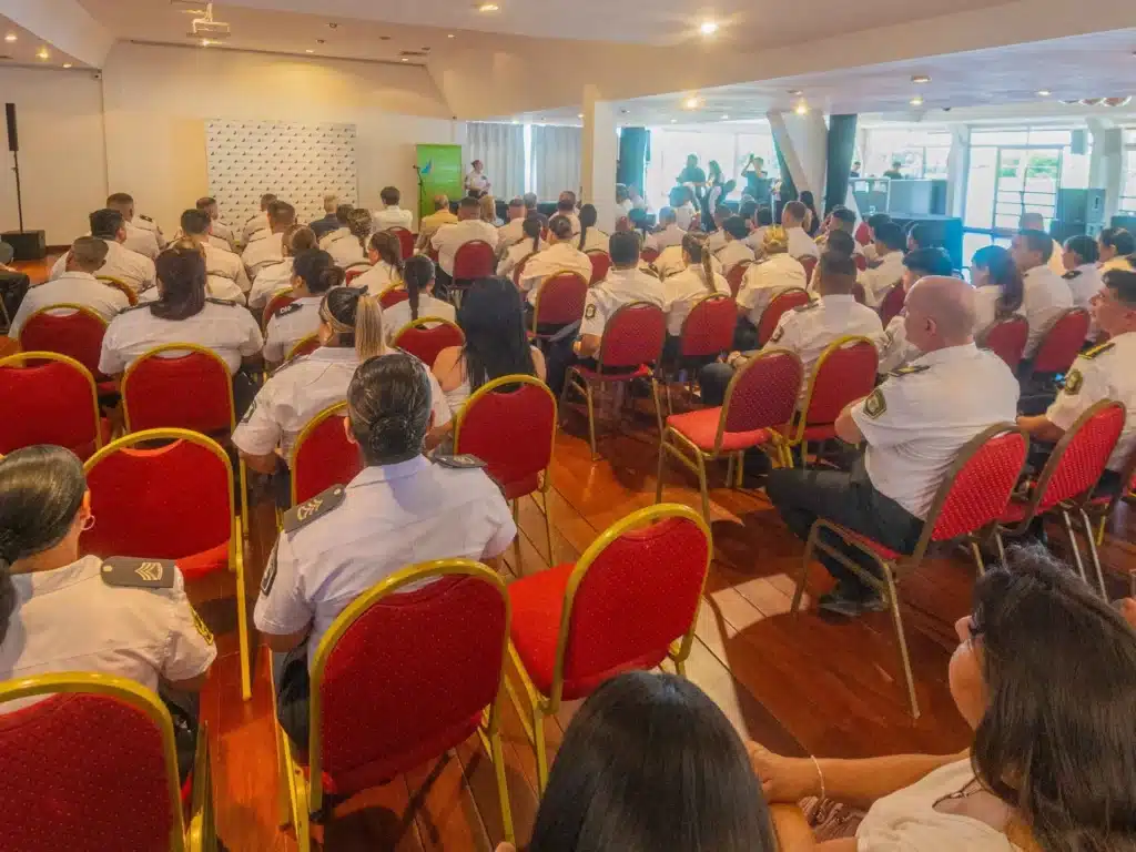 San Fernando reconoce a policías en Día de la Policía: El Municipio entregó u…