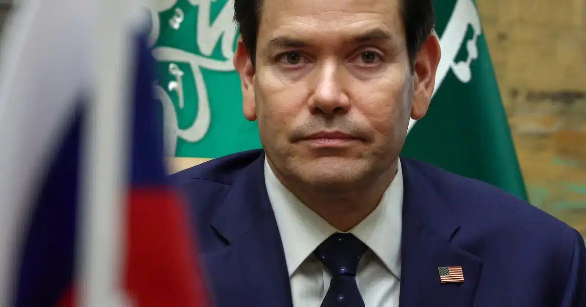 El secretario de Estado de EEUU habló con Arabia Saudita y Emiratos Árabes…