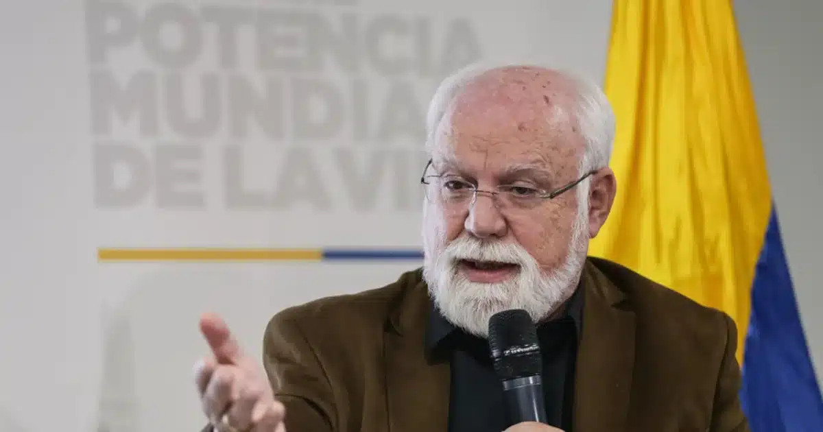 Gobierno Petro ajustará UPC 2026 considerando factores estructurales y…