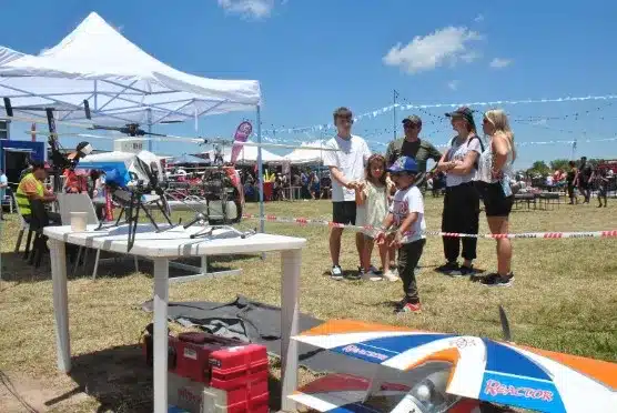 Escobar Vuela suma atractivos para toda la familia este domingo — Imagen 1