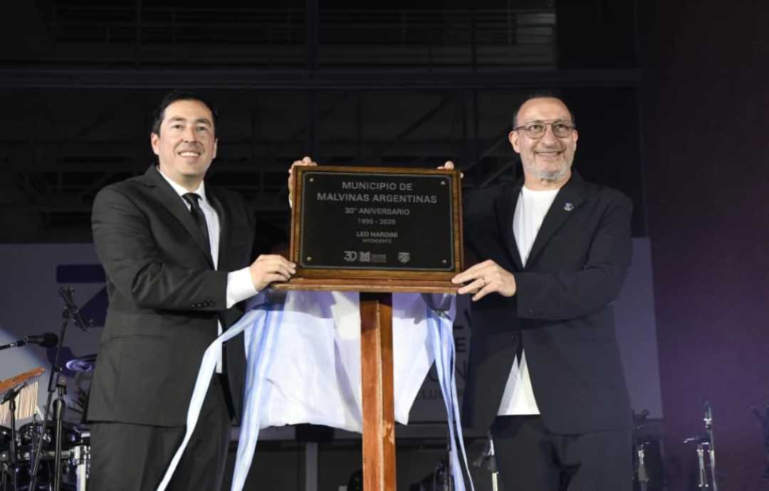 Malvinas Argentinas celebra 30 años con emotiva reunión y reconocimientos —…