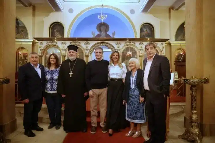 Más de 40 mil personas disfrutan de la Noche de los Templos en Buenos Aires. —…