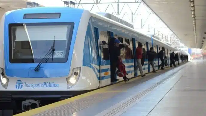 Gobierno convierte a Ferrocarriles Argentinos en sociedad anónima — Imagen 1