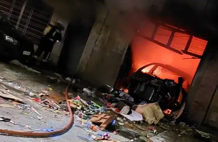 Explotación en Lanús deja un herido grave y una casa destruida — Imagen 1