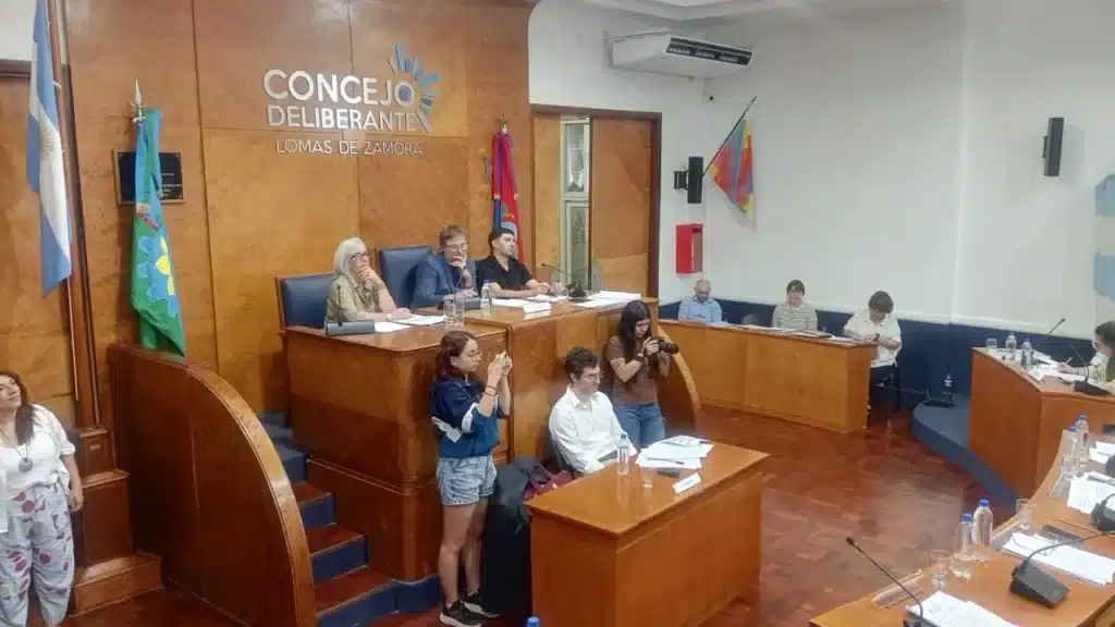 Concejo de Lomas aprueba presupuesto 2026 y sube tasas en 30% — Imagen 1