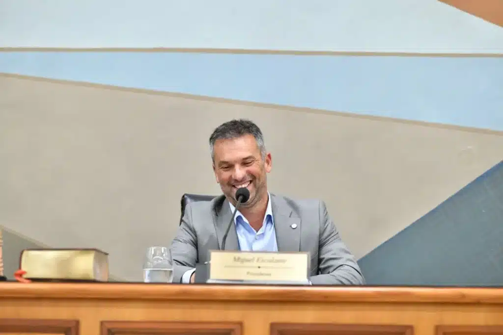 Miguel Escalante reelecto como presidente del Concejo Deliberante de Tigre —…