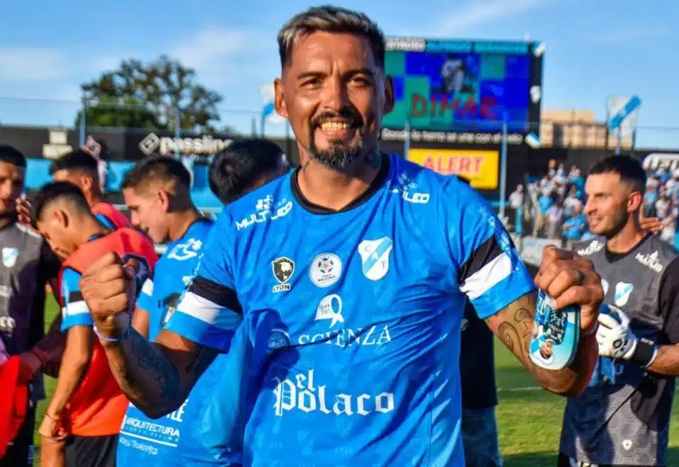 Luis López no renovó con Temperley y se va: El delantero Luis «El Animal» Lóp…