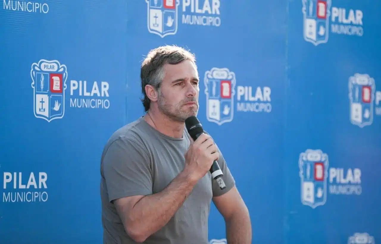 Achával pide bajar el IVA para reducir tasas municipales — Imagen 1