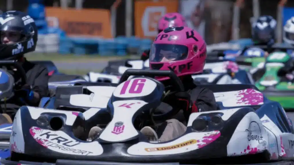 La vecina de Luis Guillón Iara Silveyra destaca en Fórmula Streamers femenina…