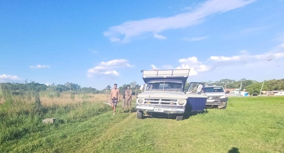 Cuatro hombres a disposición judicial por arrojar basura en Merlo — Imagen 1