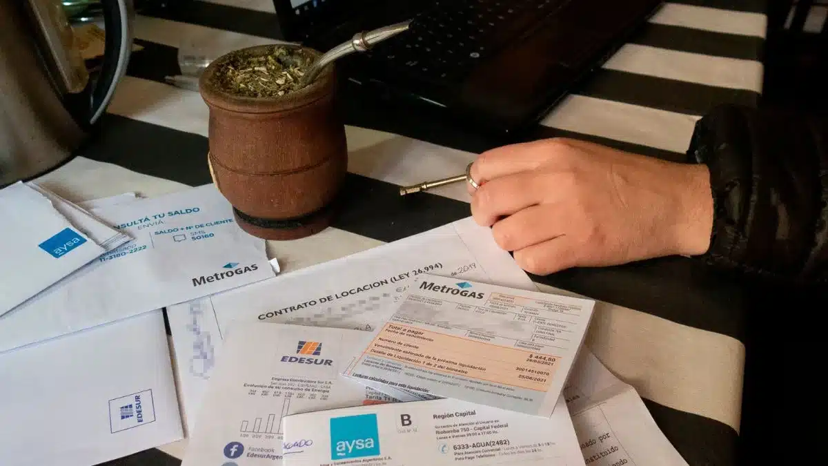 Aumentos en alquileres, transporte y servicios para el arranque de 2026 —…