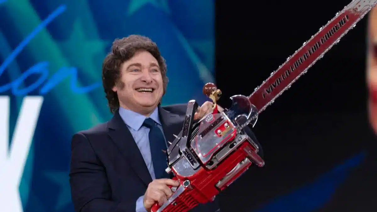 Milei se aumenta su sueldo y el de sus funcionarios: Fin de la austeridad para…