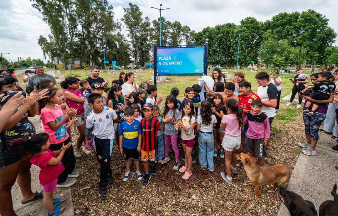 Inauguran plaza 6 de Enero en Cuartel V con obras y WiFi gratuito — Imagen 1