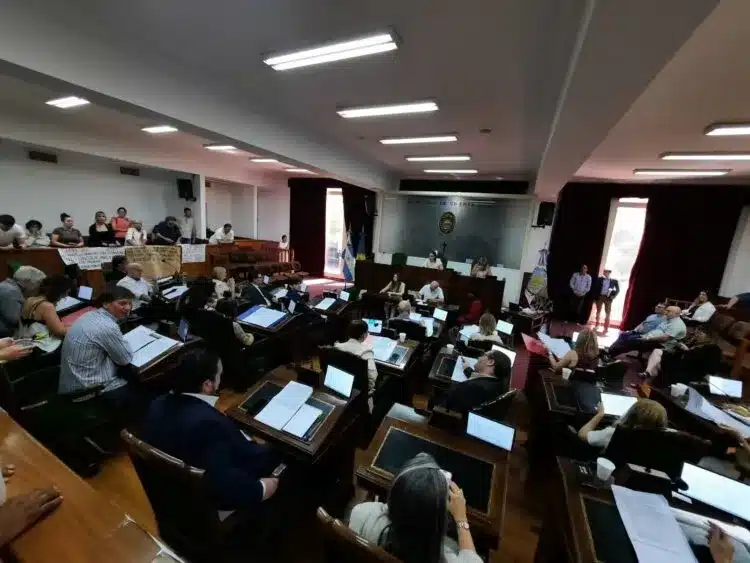 El Concejo Deliberante de Vicente López aprueba el Presupuesto 2026 y la…