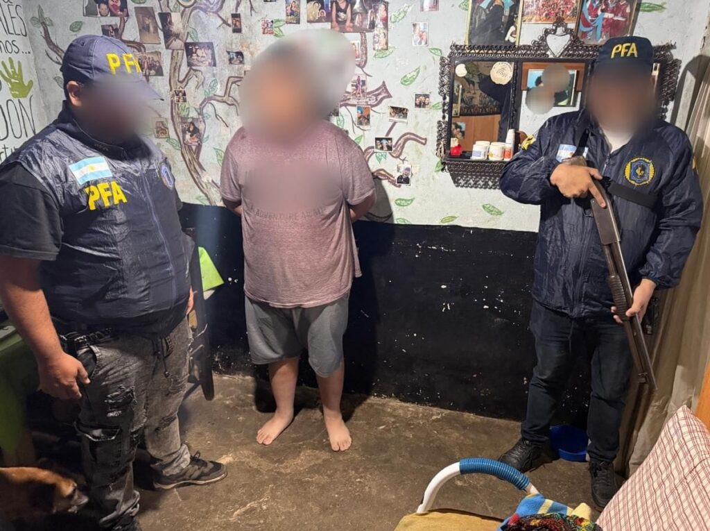 Detenidos por producción y distribución de material pornográfico infantil —…