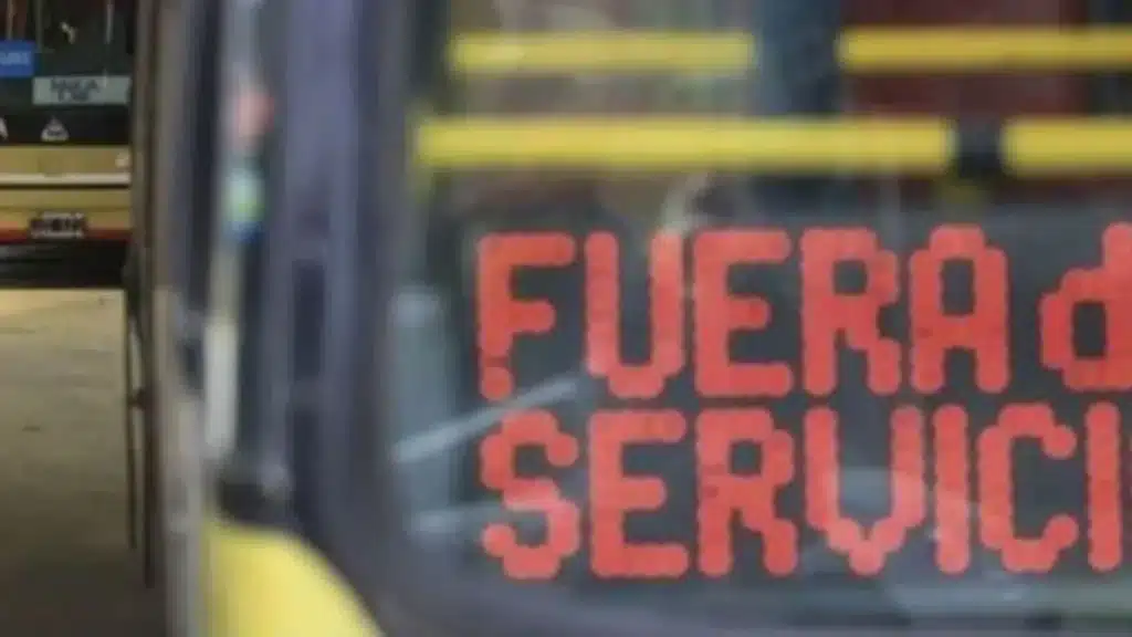 Colectivos: Los empresarios quieren pagar el aguinaldo en cuotas y la UTA se…