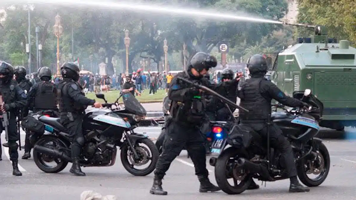 Gobierno apela fallo judicial que declaró nulo Protocolo Antipiquetes — Imagen 1