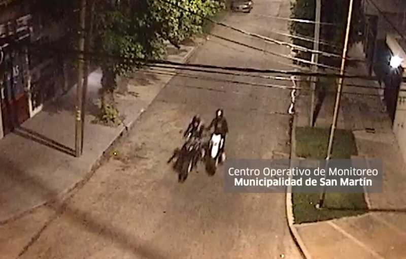 Detienen a ladrones de motos gracias al monitoreo del COM de San Martín —…