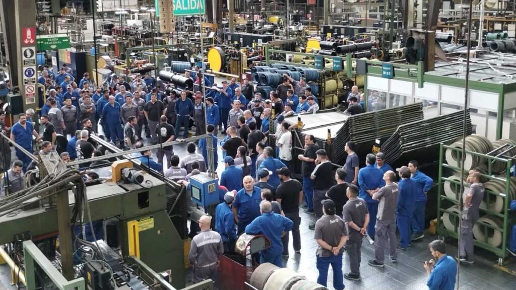 El sindicato del neumático se moviliza ante falta de acuerdo en paritarias —…