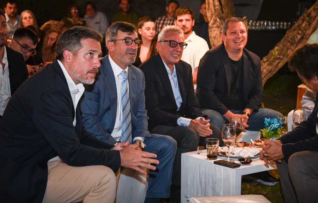 Julio Zamora apoya a la industria en Tigre con colaboración y crecimiento…