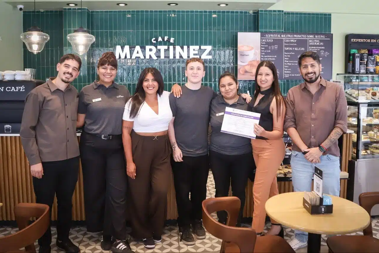 Quilmes habilitó a “Café Martínez” y celebró su apertura con la…