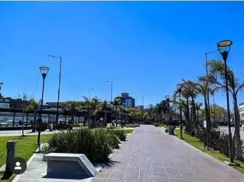 Calor intenso en AMBA: martes con máxima de 32°C y tiempo estable. — Imagen 1