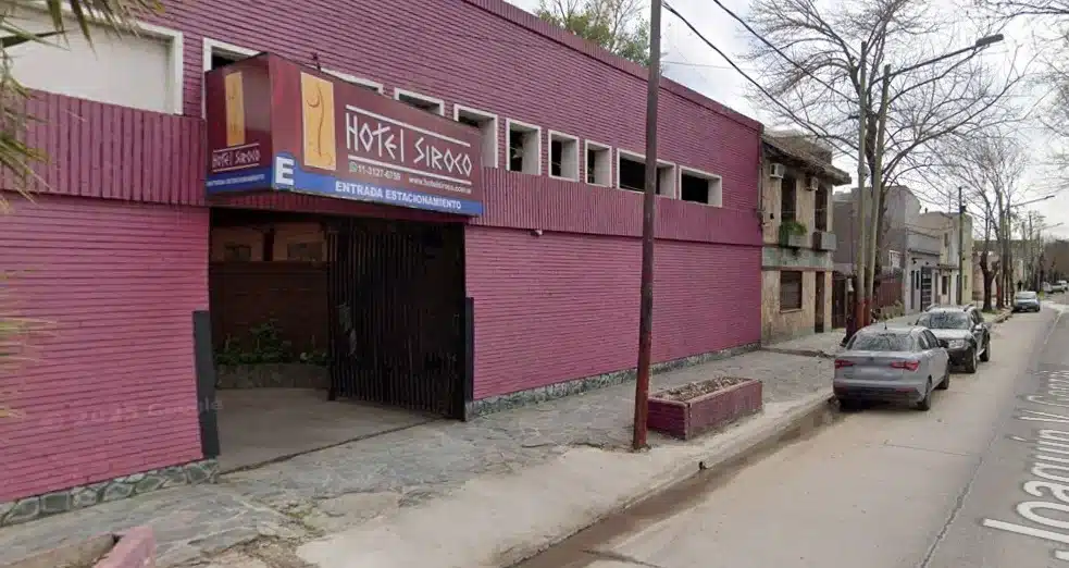 Pareja detenida por robo en Lanús luego de ser rastreada con GPS — Imagen 1