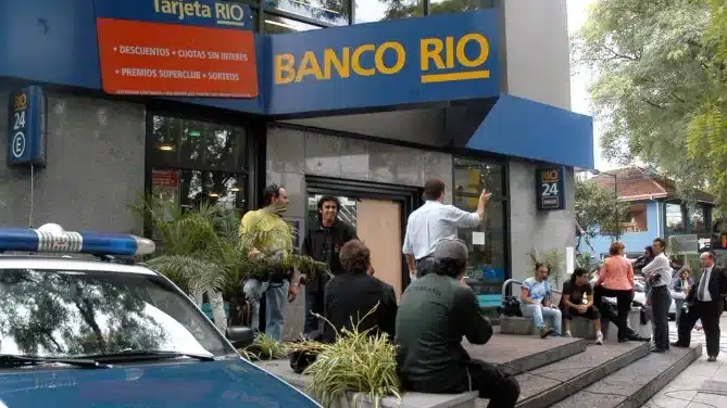 A 20 años del Robo del Siglo: Liberación de rehenes en Acassuso — Imagen 1