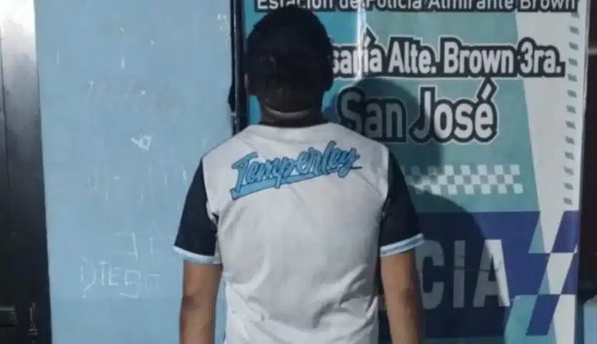 Un sospechoso detenido tras el ataque a tiros a una remisería en San José,…