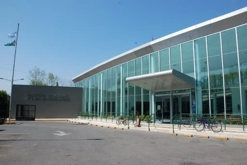 San Isidro: cómo funciona el servicio gratuito de Medicina del Viajero —…