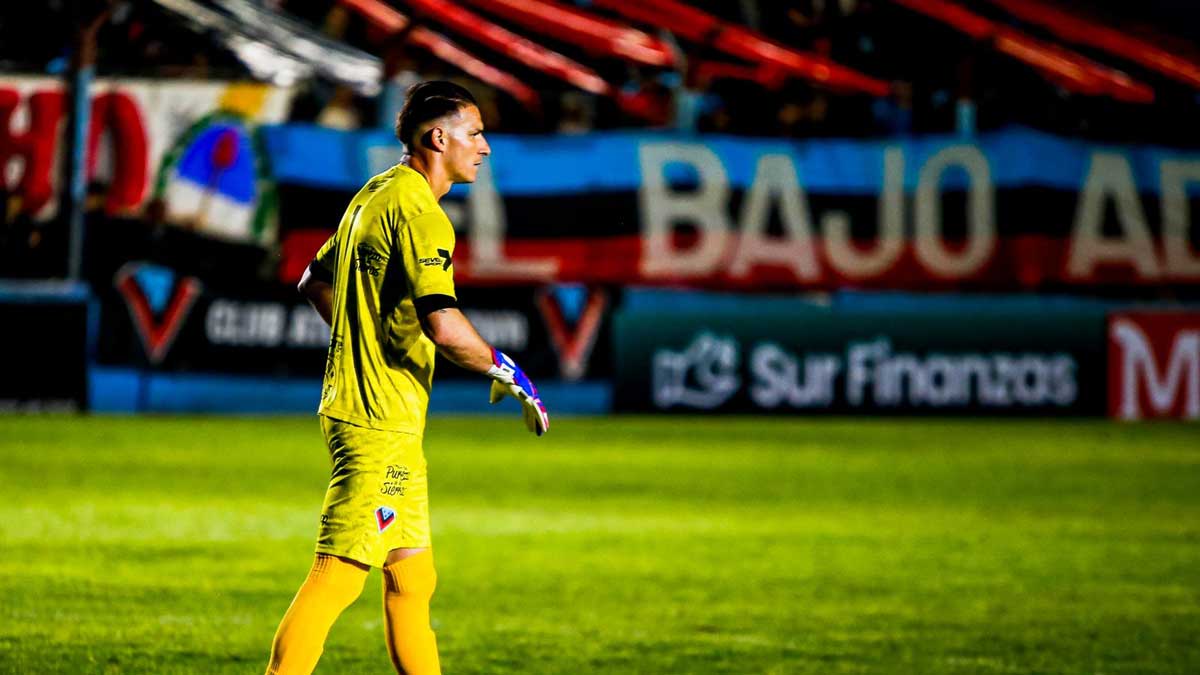 Brown de Adrogué: arquero Sebastián Giovani se queda hasta diciembre — Imagen 1