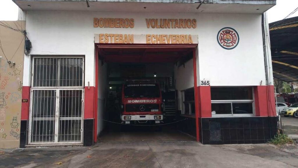 El 80 aniversario de los Bomberos Voluntarios de Esteban Echeverría,…