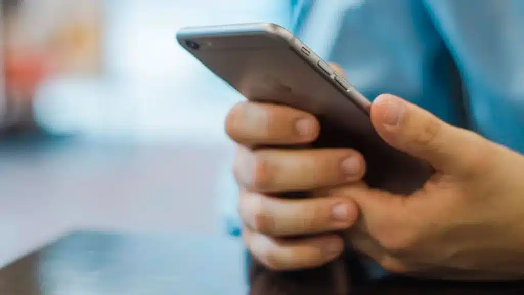 Reducción arancelaria: cero por ciento para importación celulares — Imagen 1