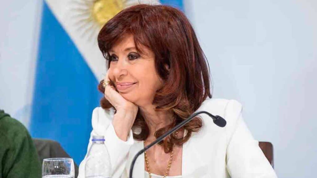 Cristina Kirchner denuncia violación a la soberanía venezolana por Estados —…