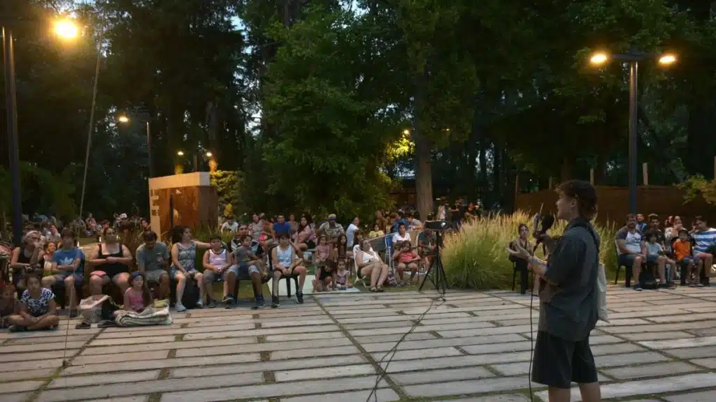 Almirante Brown: Cine de Verano en plaza Eva Perón este sábado con entrada…