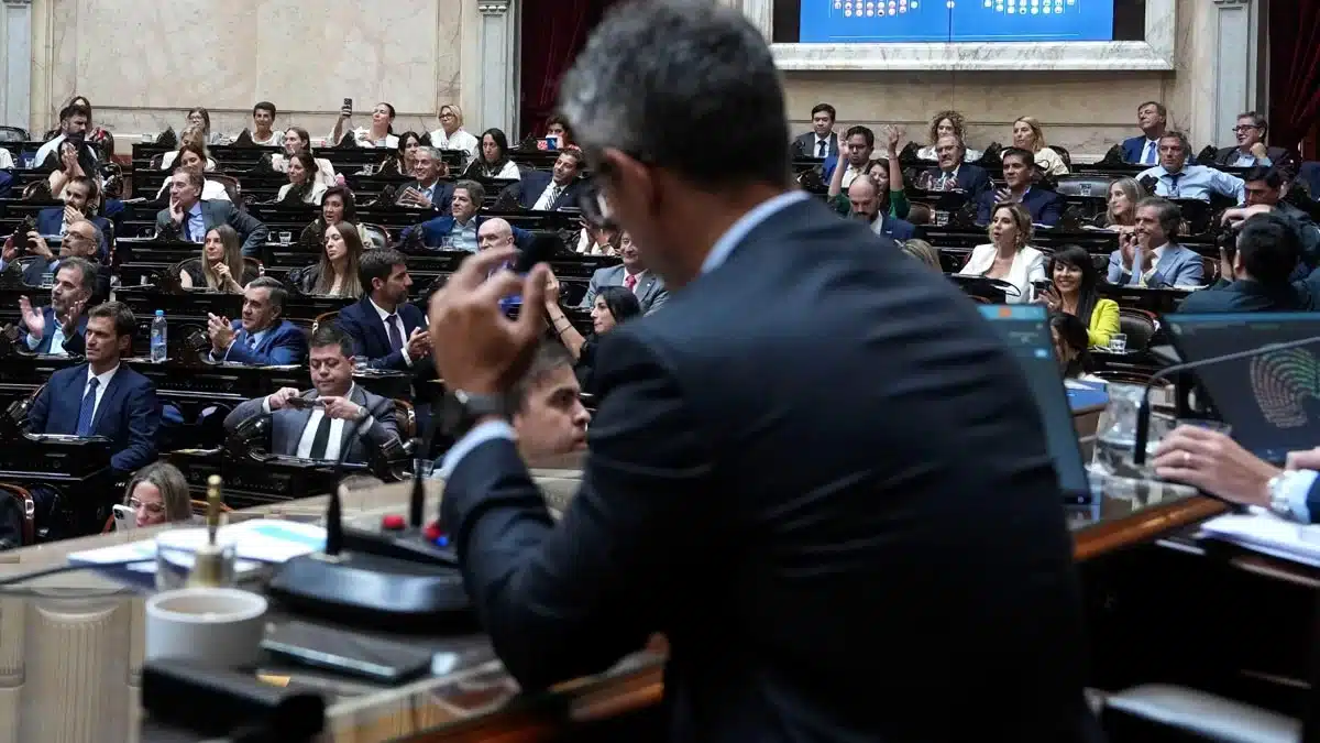 Gobierno convoca sesiones extraordinarias para febrero y reforma laboral —…