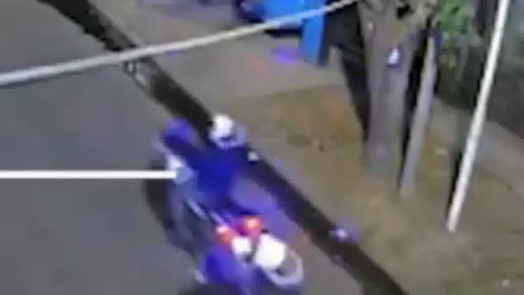 Detenida en moto con pedido de secuestro en Monte Grande — Imagen 1