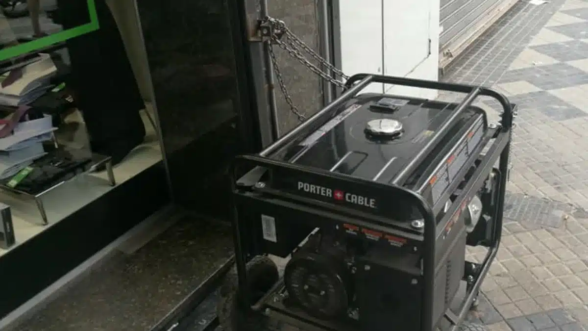 Corte de luz en Luis Guillón deja a 2500 hogares sin energía — Imagen 1